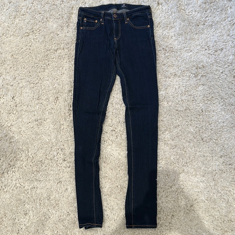 AG SIZE 26R super soft jeans